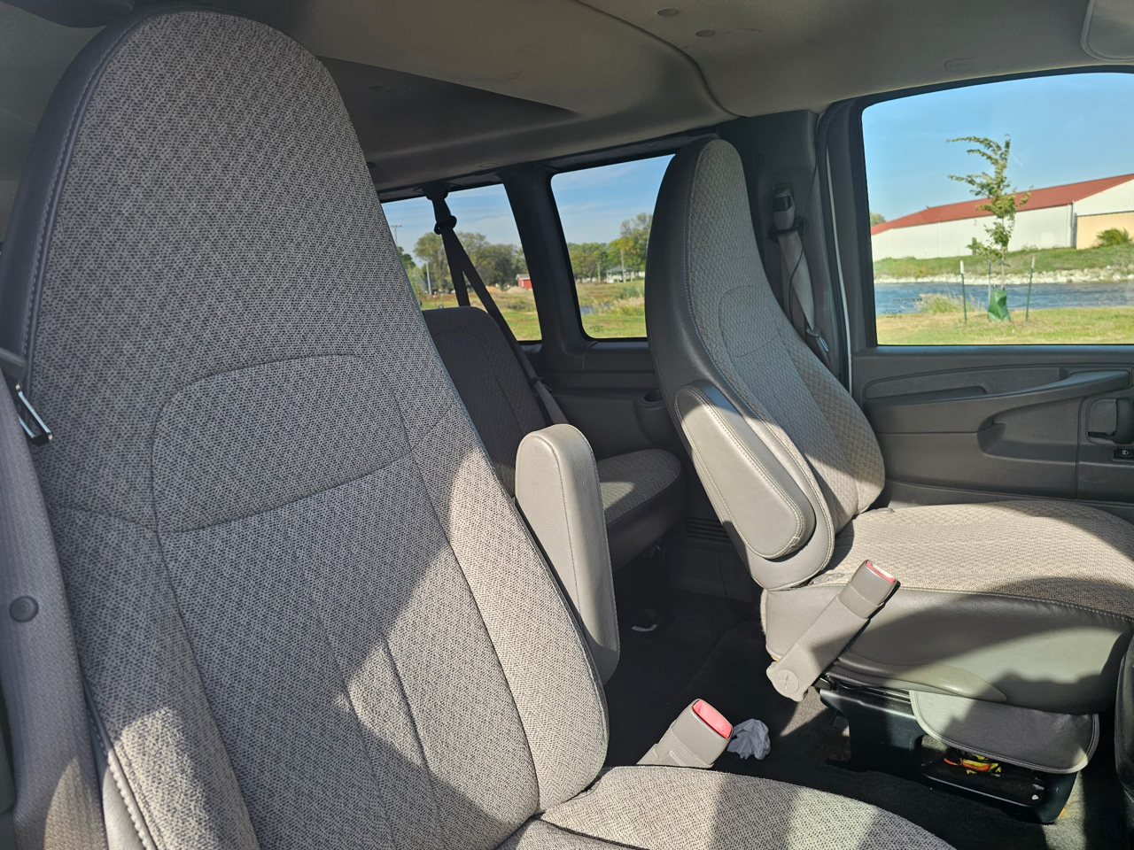 Chevrolet Express LT 3500 Extended 2013 Chevrolet Express LT 3500 Extended 2013