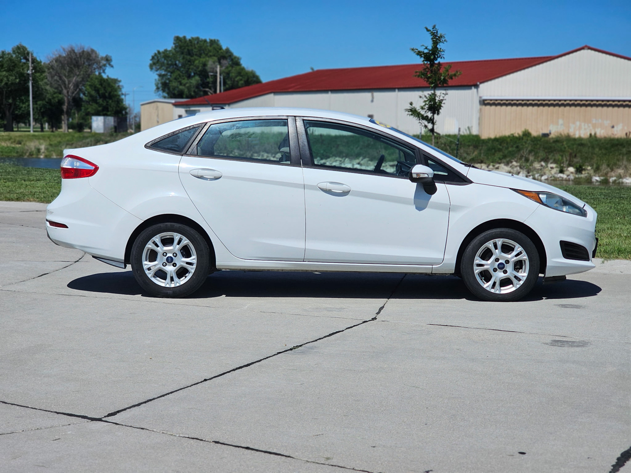 Ford Fiesta SE Sedan 2014 Ford Fiesta SE Sedan 2014