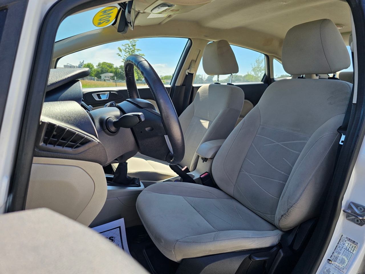 Ford Fiesta SE Sedan 2014 Ford Fiesta SE Sedan 2014