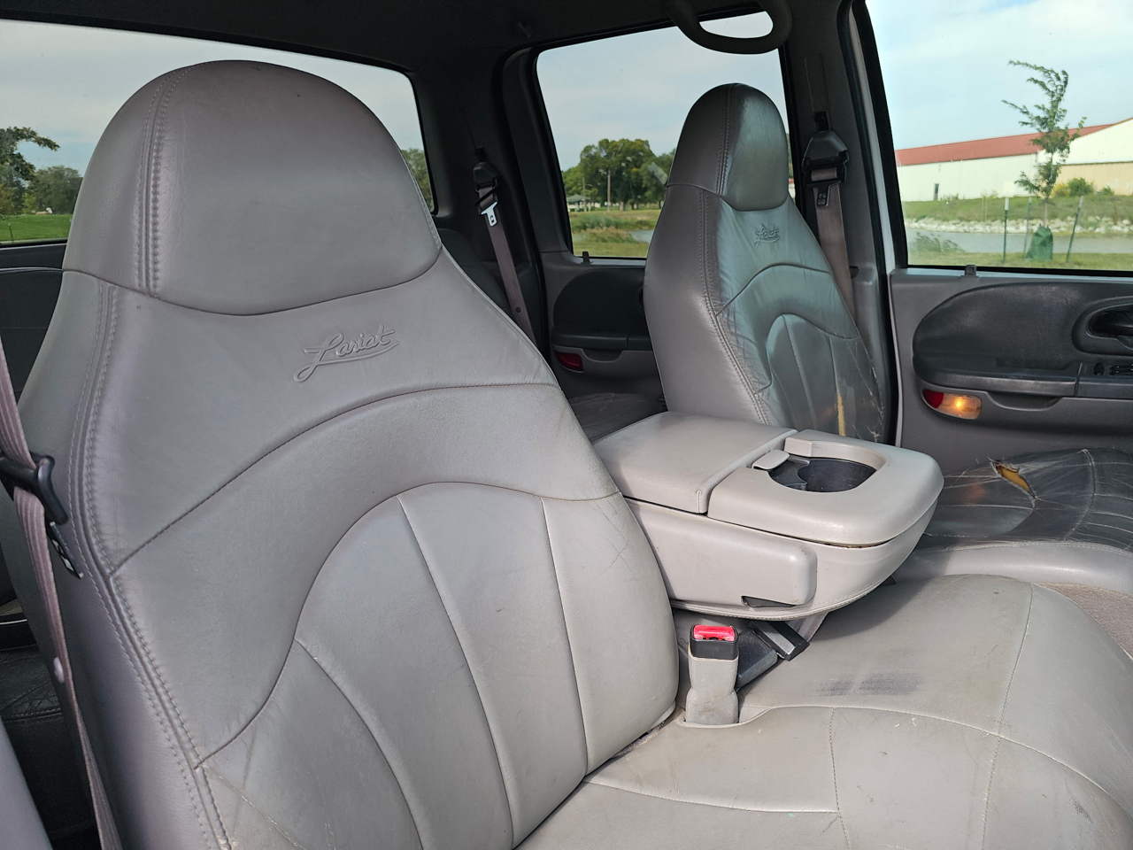 Ford F-150 4WD SuperCrew 139" Lariat 2001 Ford F-150 4WD SuperCrew 139" Lariat 2001