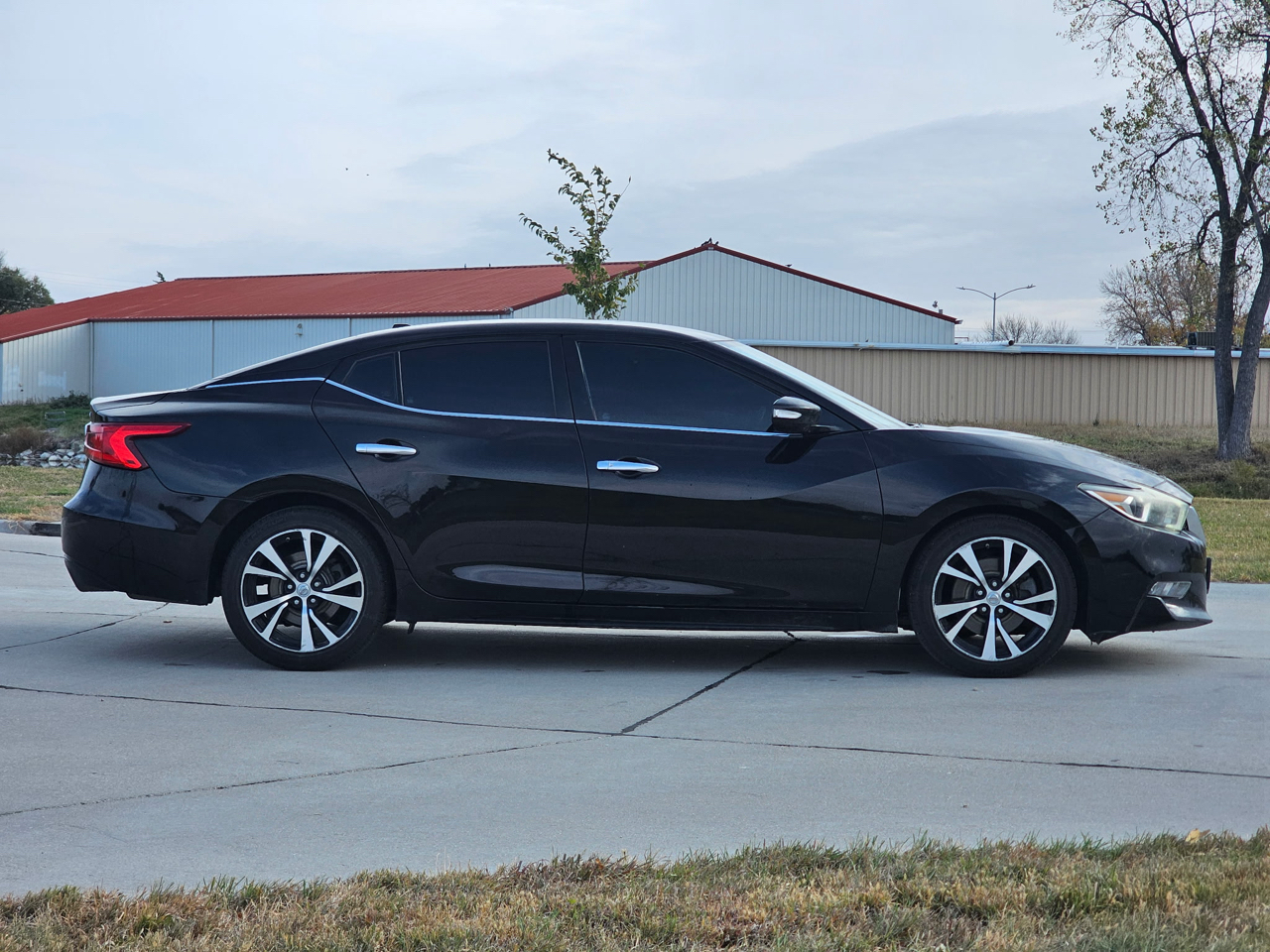 Nissan Maxima 3.5 SV 2018 Nissan Maxima 3.5 SV 2018