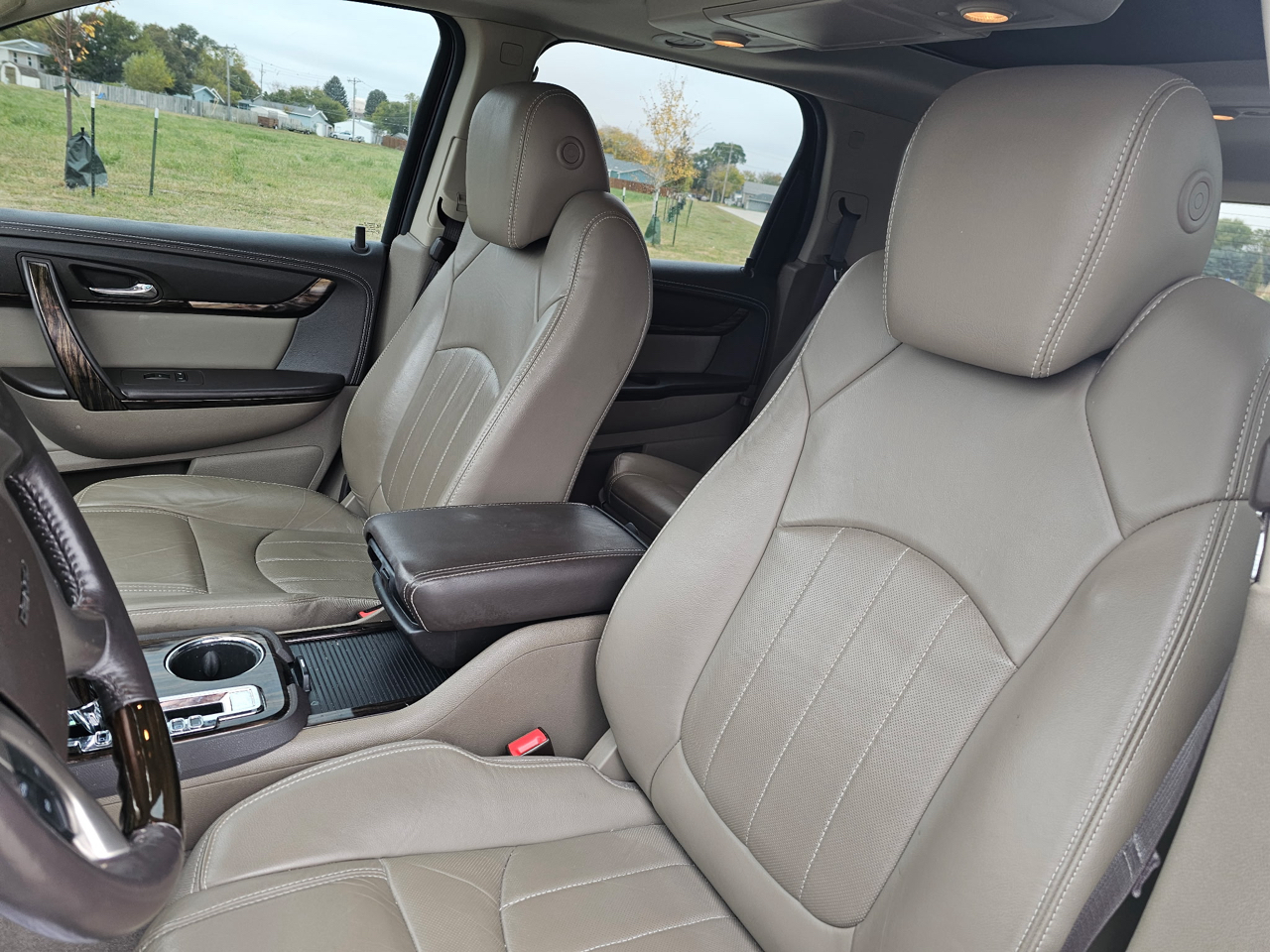 GMC Acadia Denali AWD 2015 GMC Acadia Denali AWD 2015