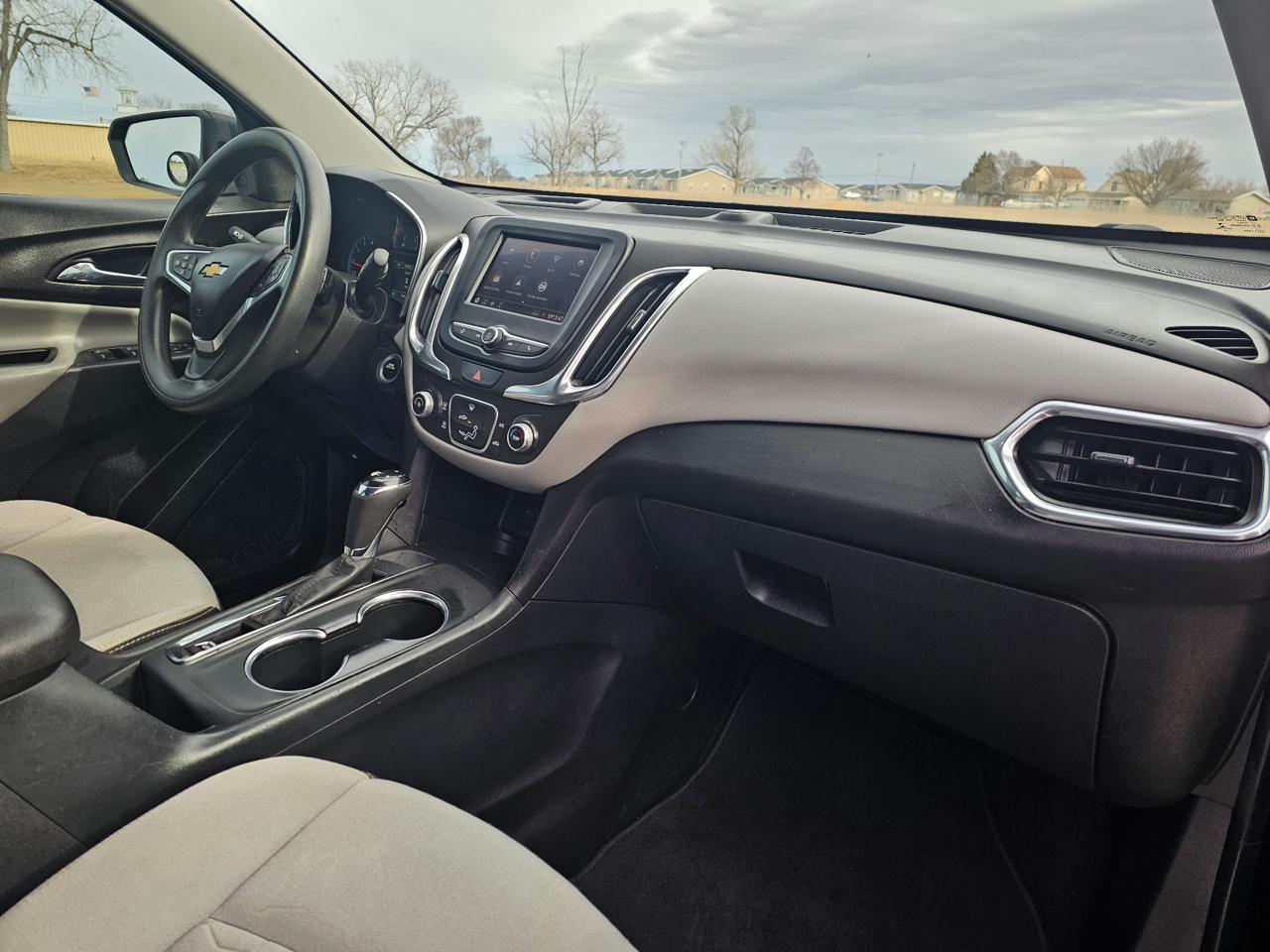 Chevrolet Equinox LS 2WD 2020