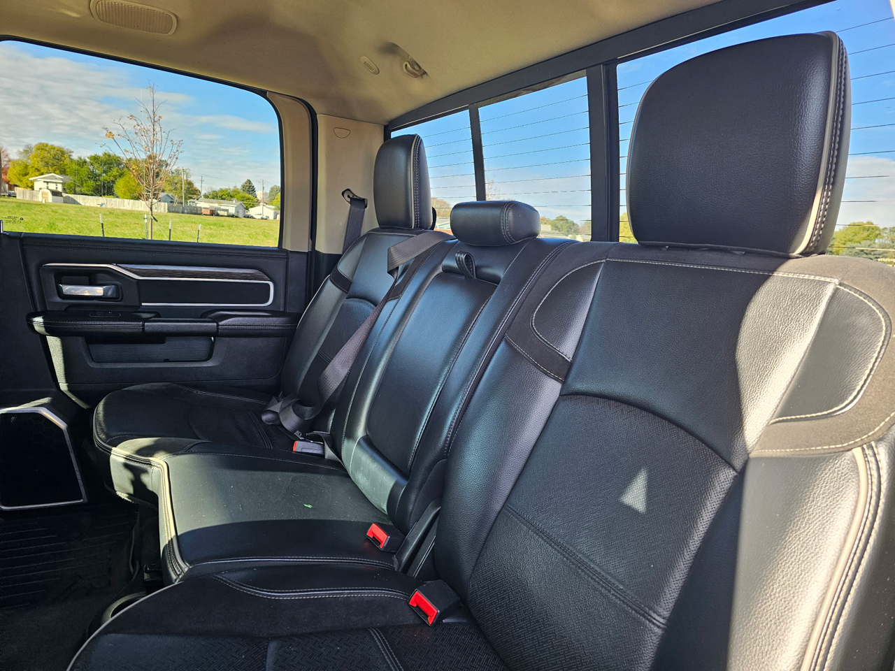 RAM 2500 Laramie Crew Cab SWB 4WD 2021 RAM 2500 Laramie Crew Cab SWB 4WD 2021