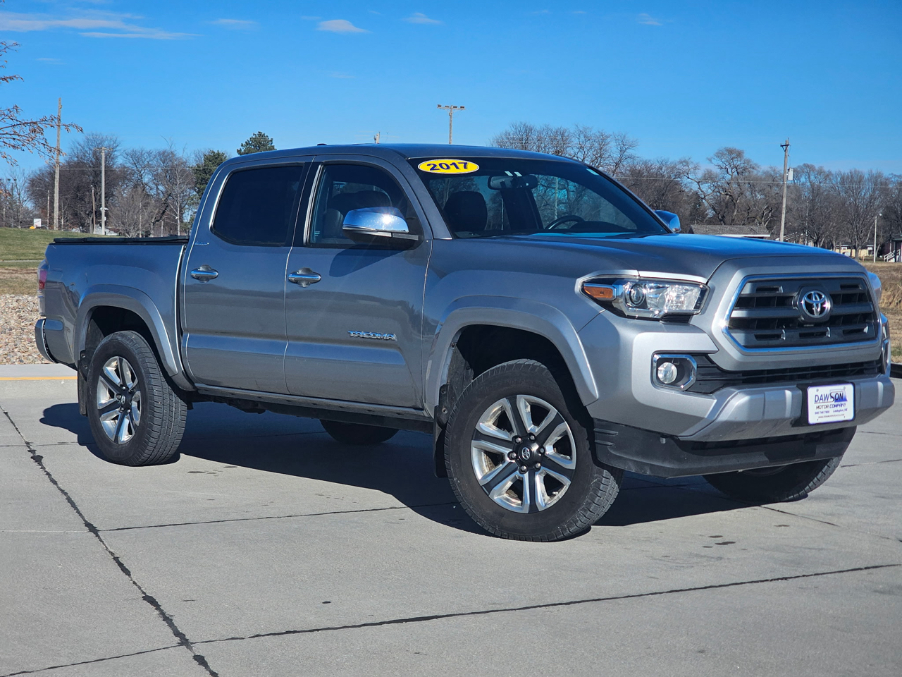 2017 Toyota Tacoma Limited's photo