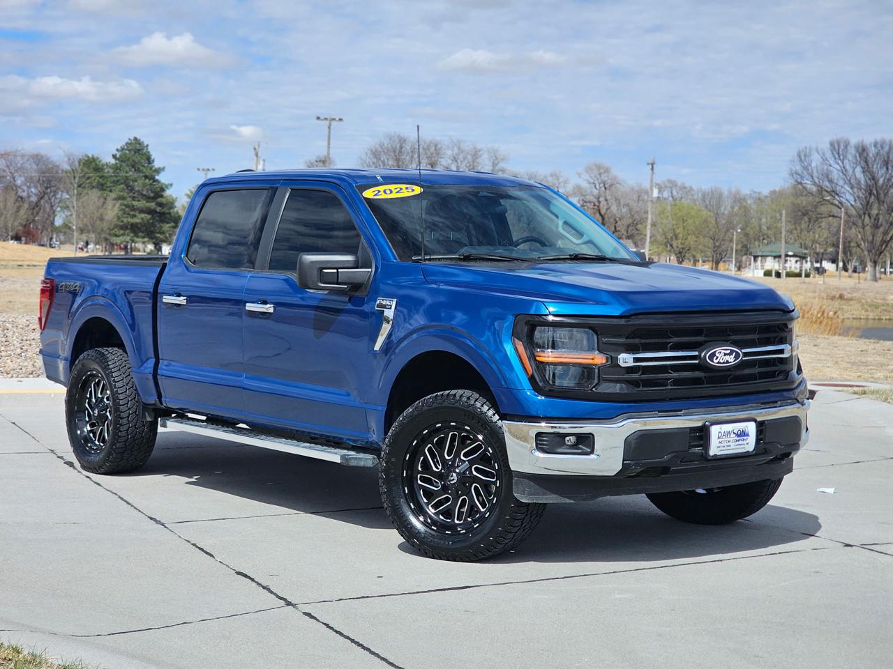 Ford F-150 XLT SuperCrew 4WD 2025