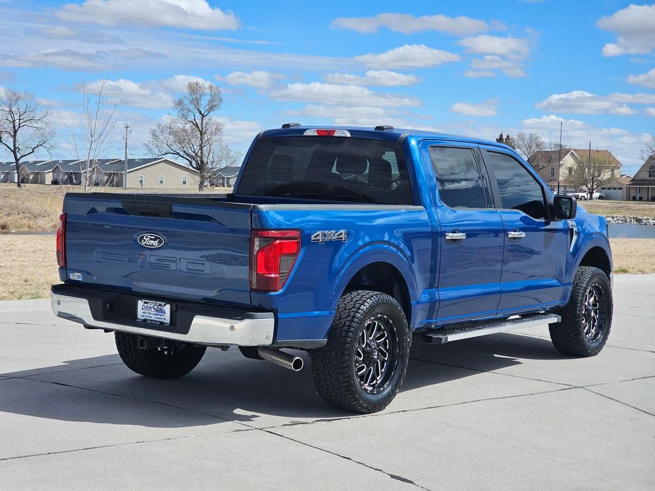 Ford F-150 XLT SuperCrew 4WD 2025