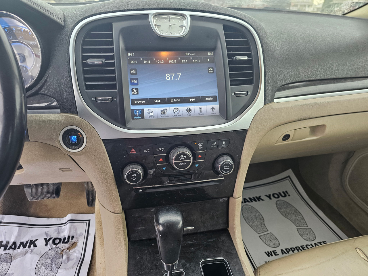 Chrysler 300 Limited RWD 2011