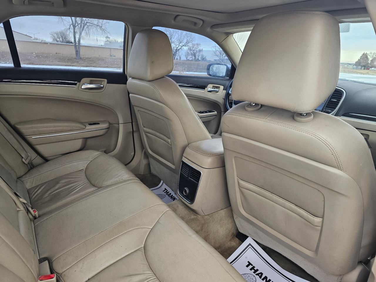 Chrysler 300 Limited RWD 2011