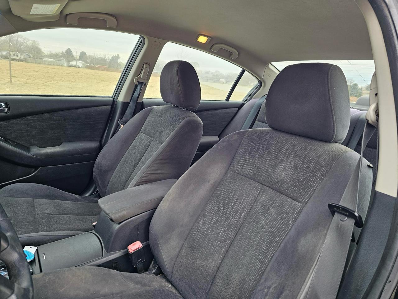 Nissan Altima 2.5 2012