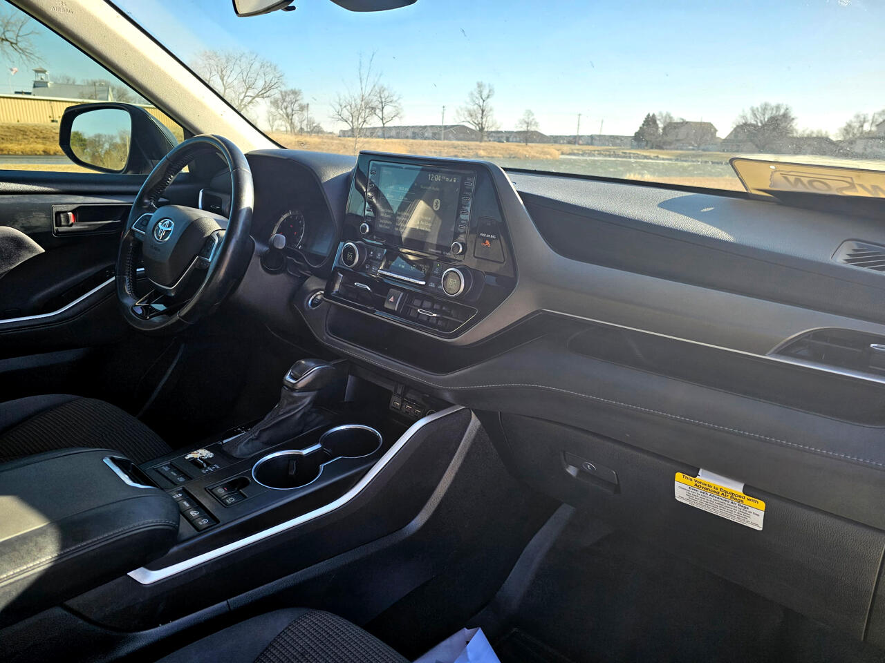 Toyota Highlander LE AWD V6 2021