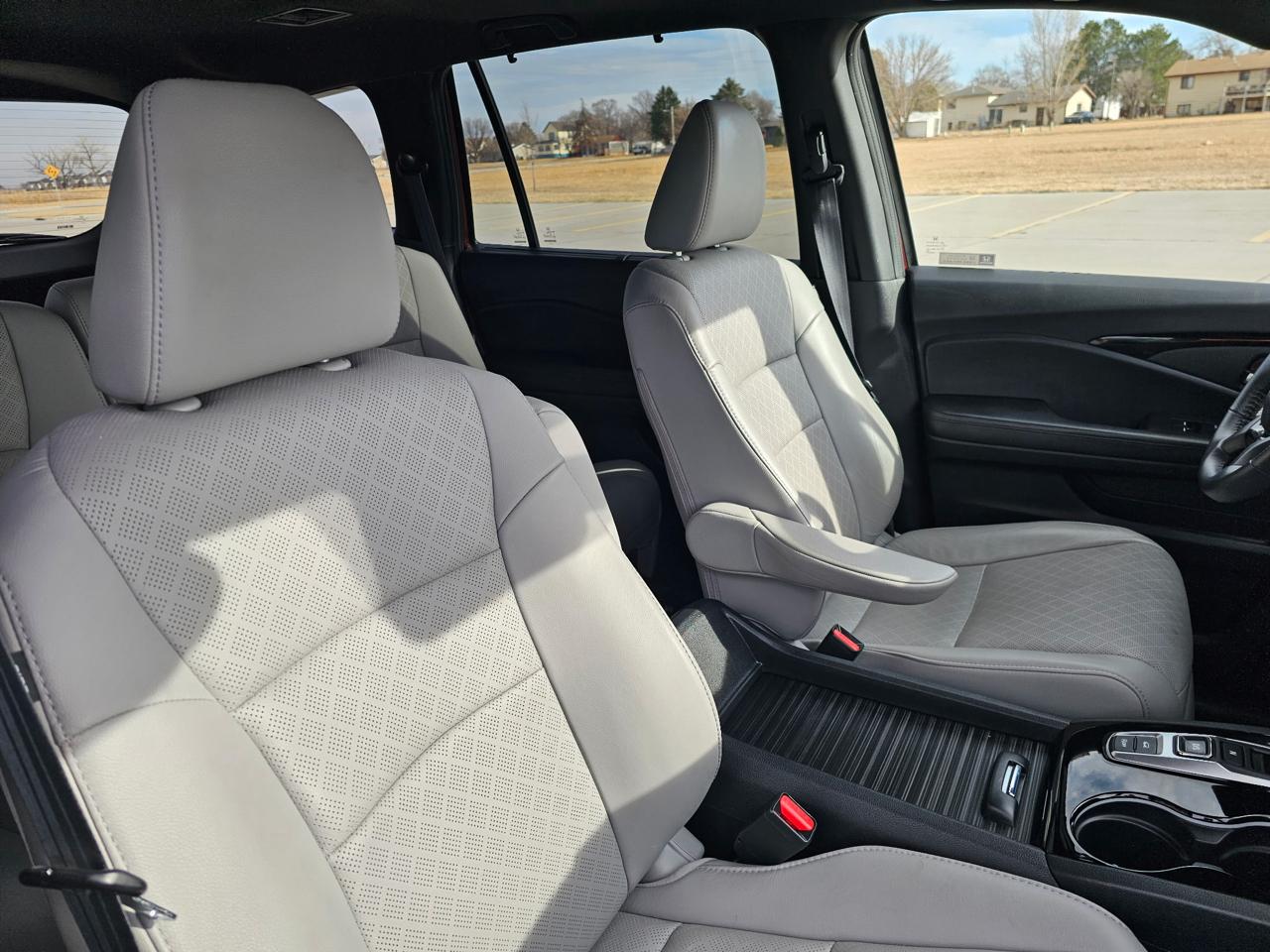 Honda Passport Touring AWD 2019