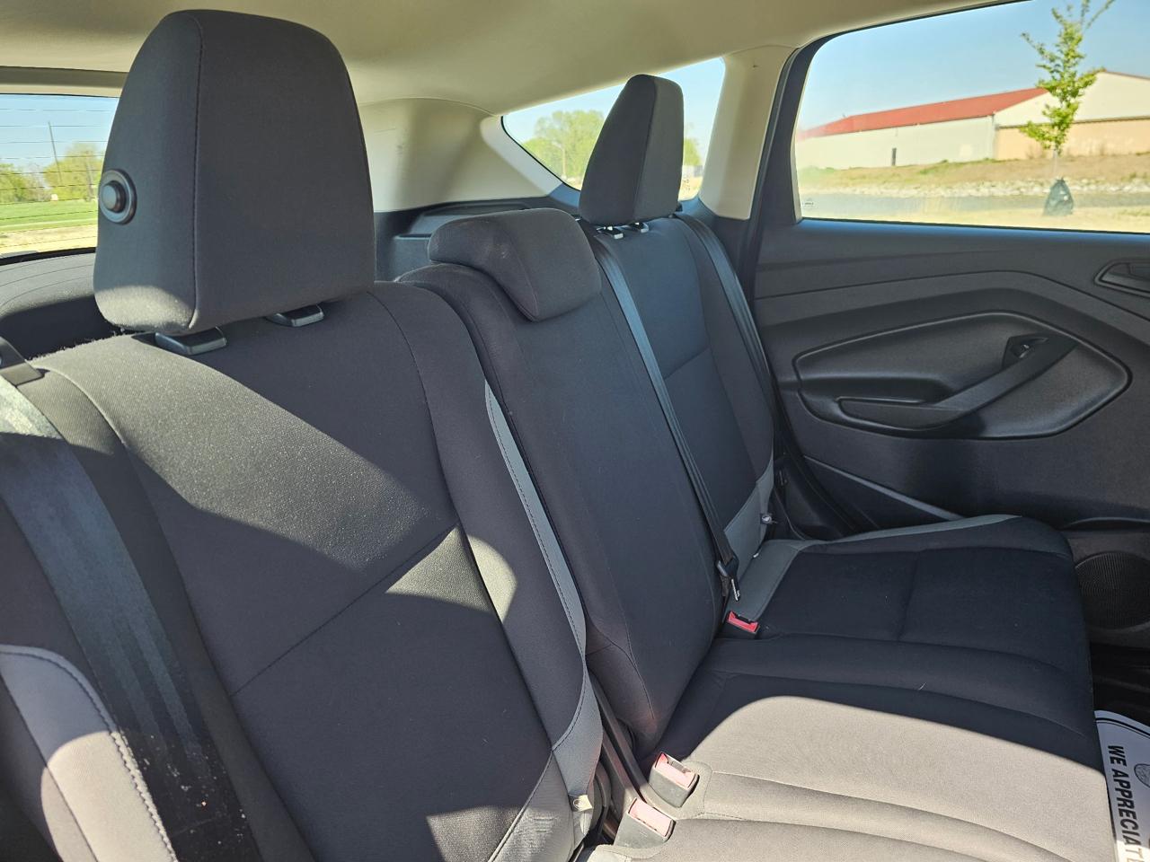Ford Escape S FWD 2015