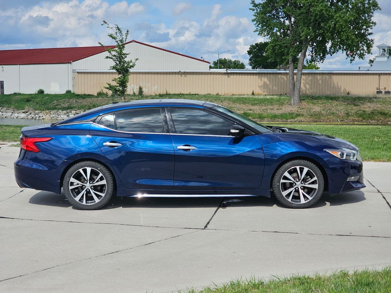 Nissan Maxima Platinum 2017