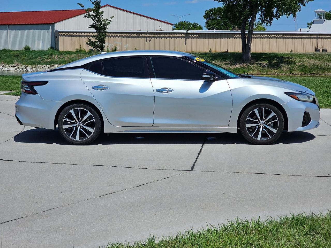 Nissan Maxima 3.5 SV 2021
