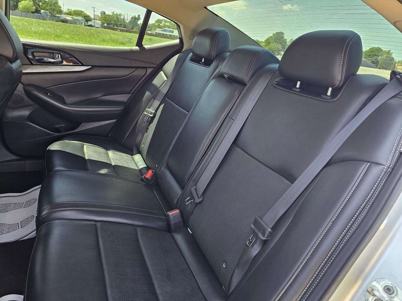 Nissan Maxima 3.5 SV 2021