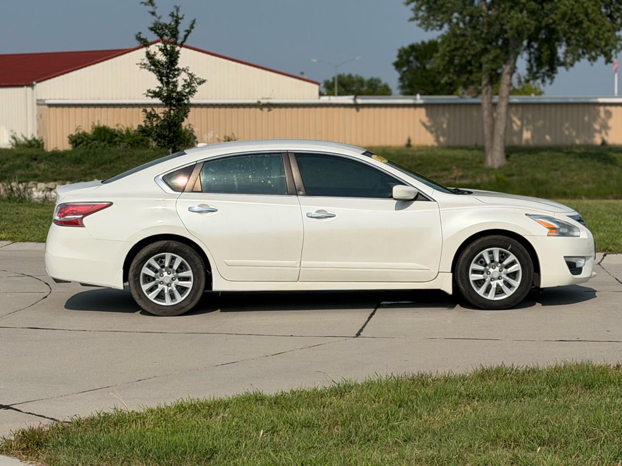 Nissan Altima 2.5 SV 2015