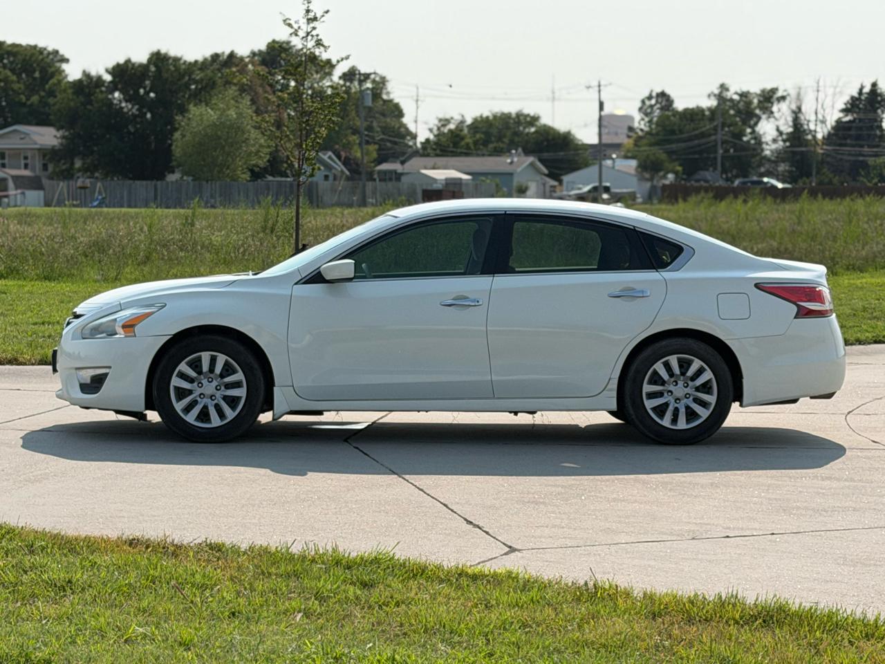 Nissan Altima 2.5 SV 2015