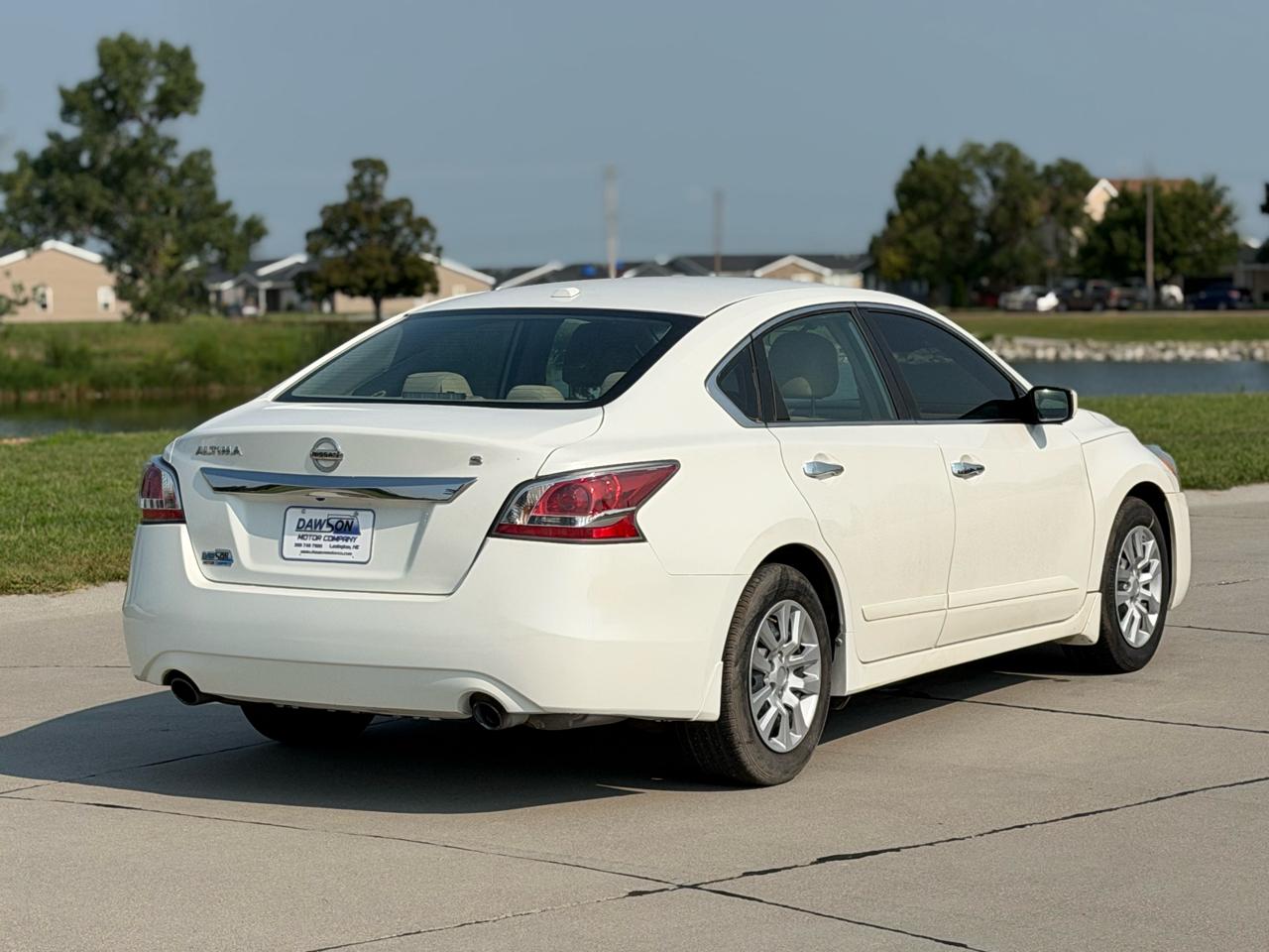 Nissan Altima 2.5 SV 2015