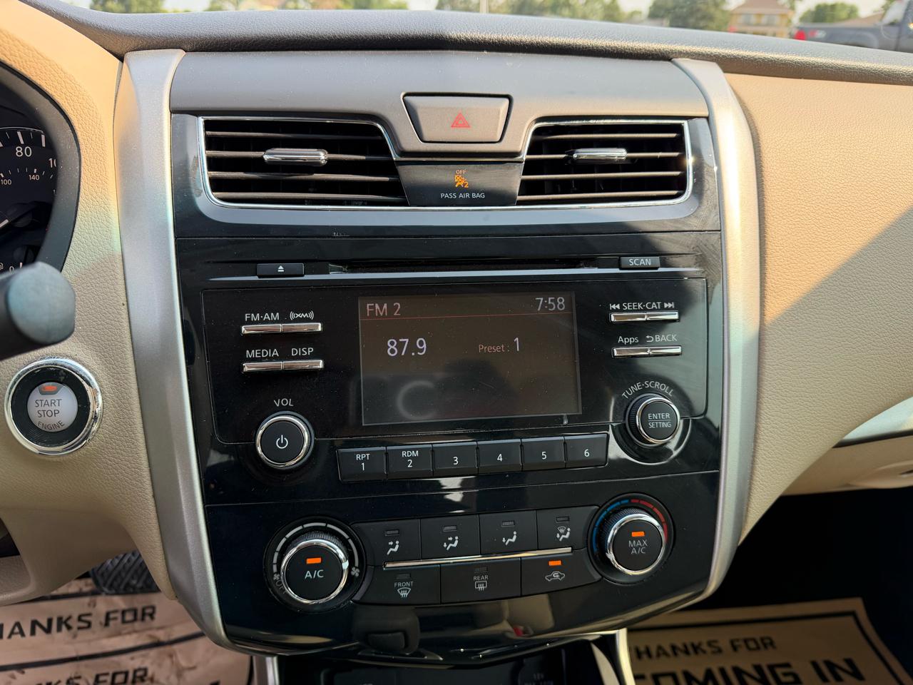 Nissan Altima 2.5 SV 2015