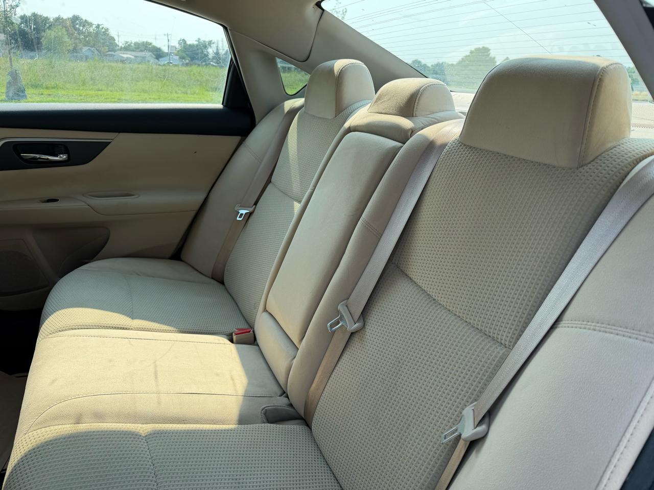 Nissan Altima 2.5 SV 2015