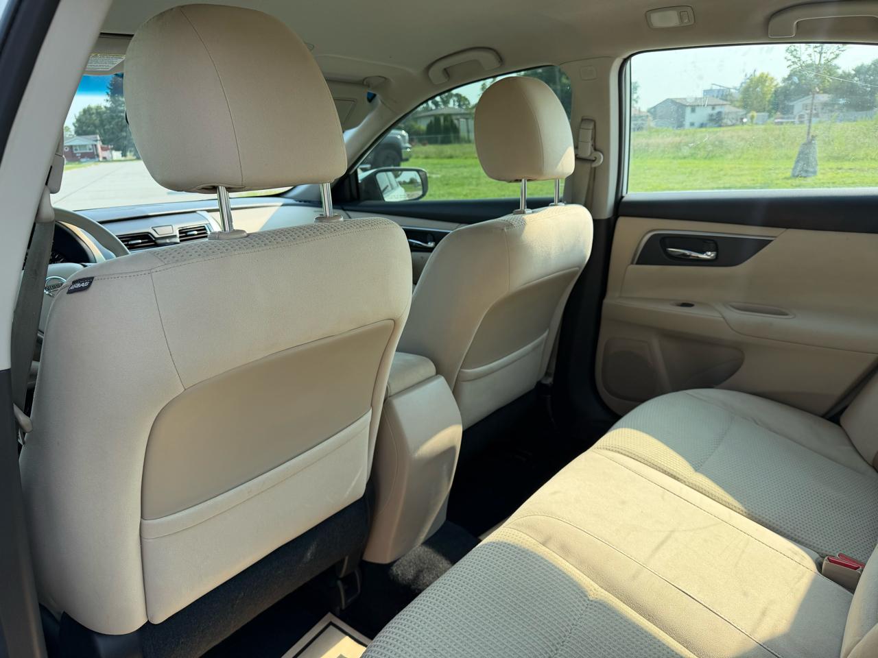 Nissan Altima 2.5 SV 2015