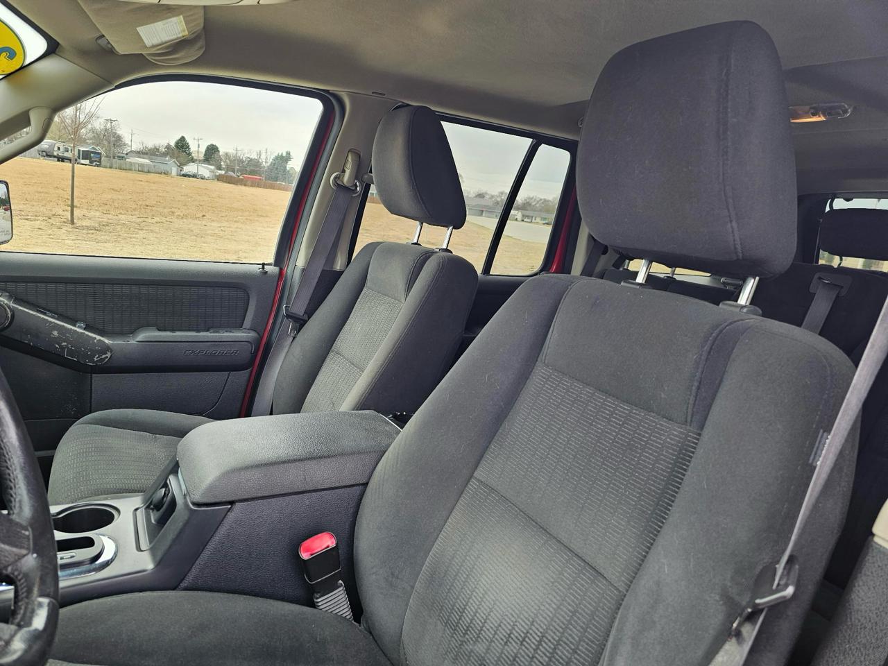 Ford Explorer XLT 4.0L AWD 2009