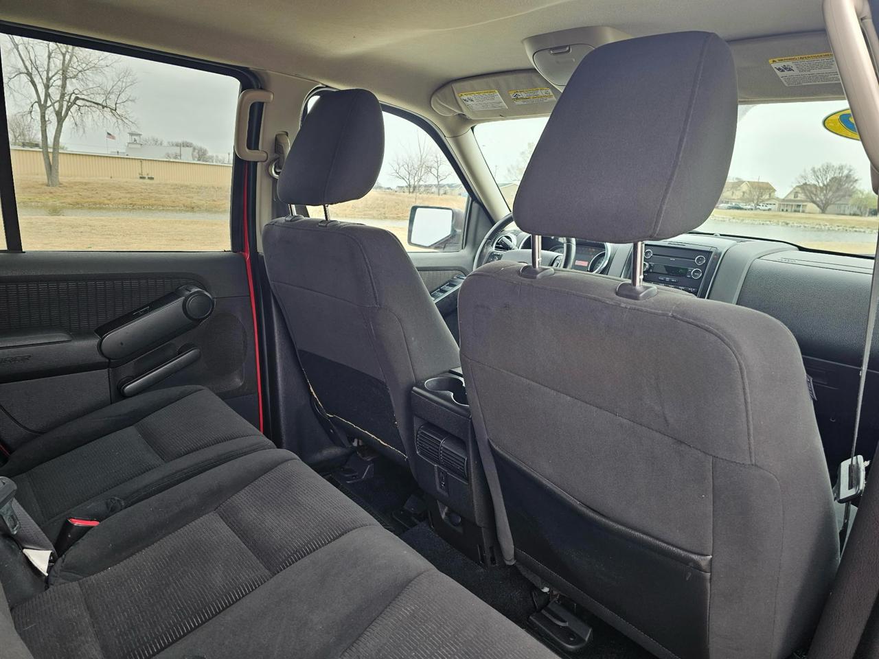 Ford Explorer XLT 4.0L AWD 2009