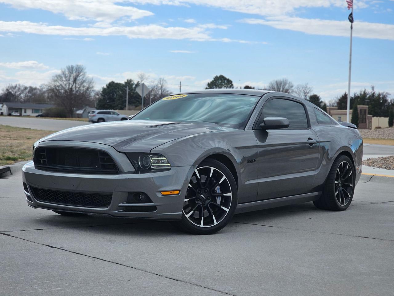 Ford Mustang GT Coupe 2014