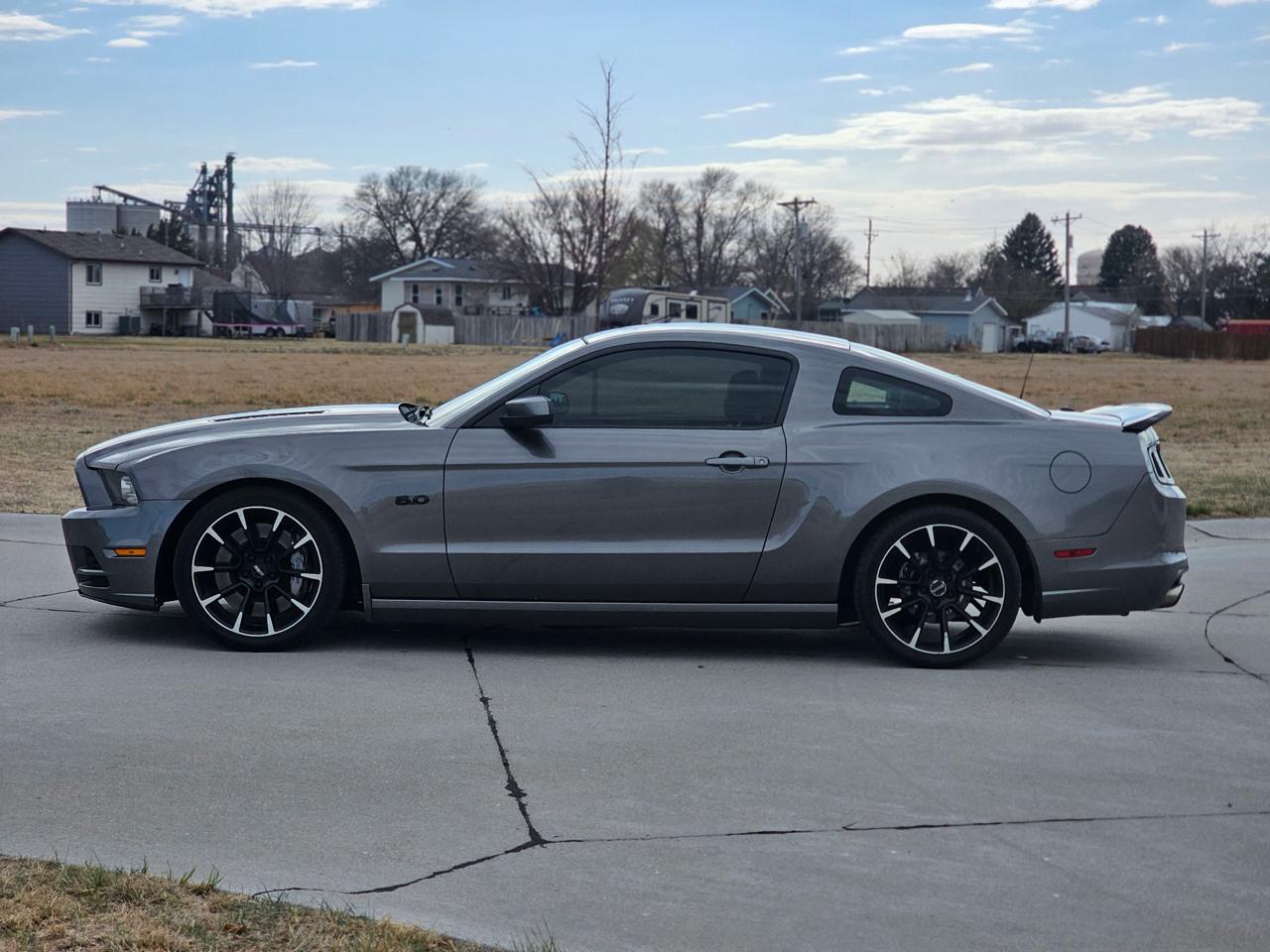 Ford Mustang GT Coupe 2014