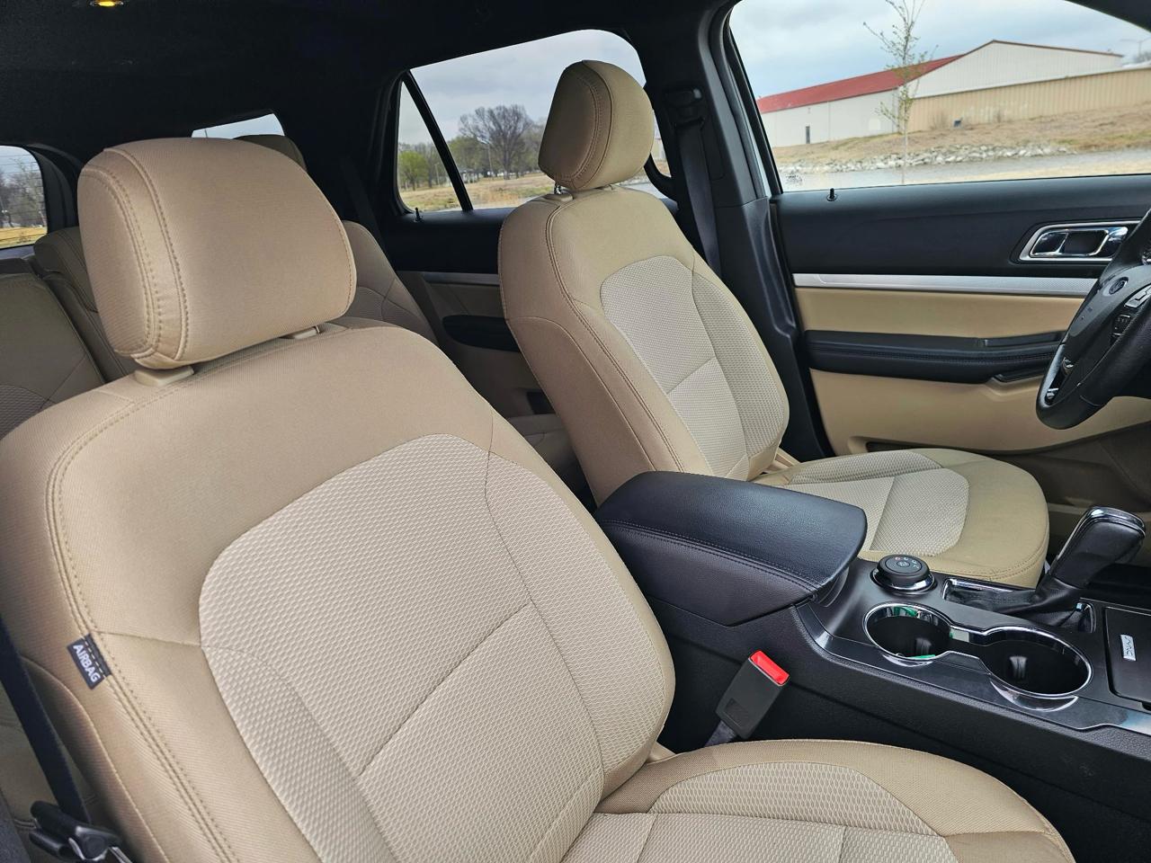 Ford Explorer XLT 4WD 2017