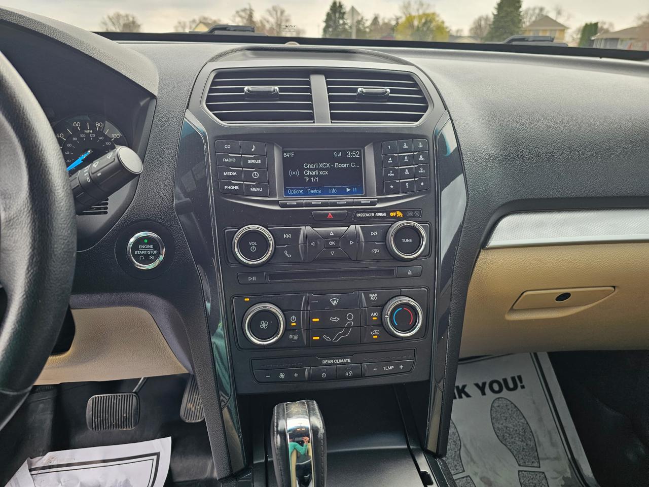 Ford Explorer XLT 4WD 2017