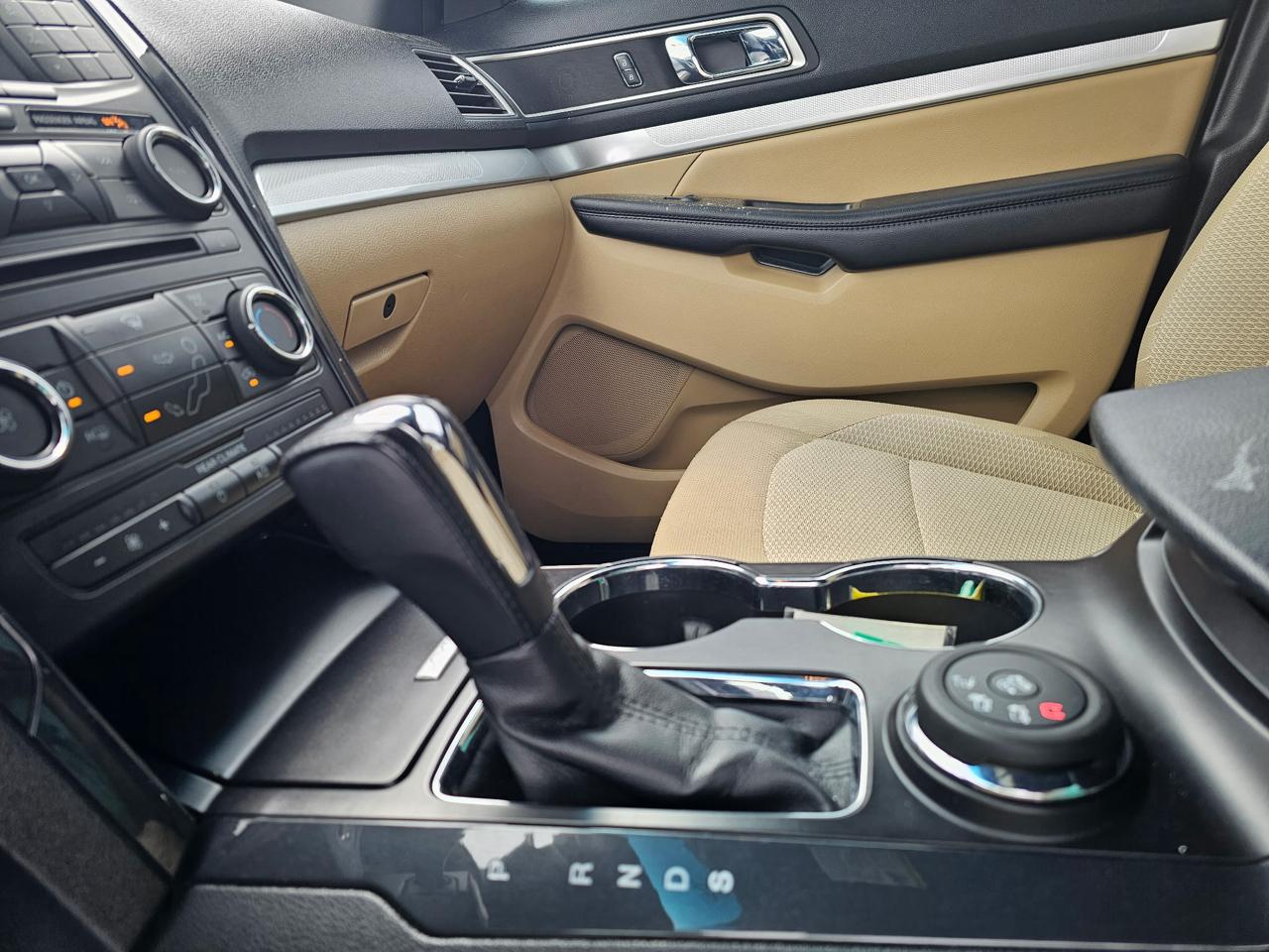 Ford Explorer XLT 4WD 2017