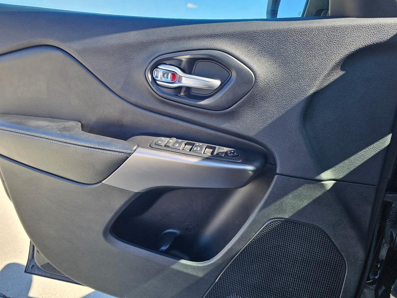 Jeep Cherokee Latitude Plus 4WD 2019