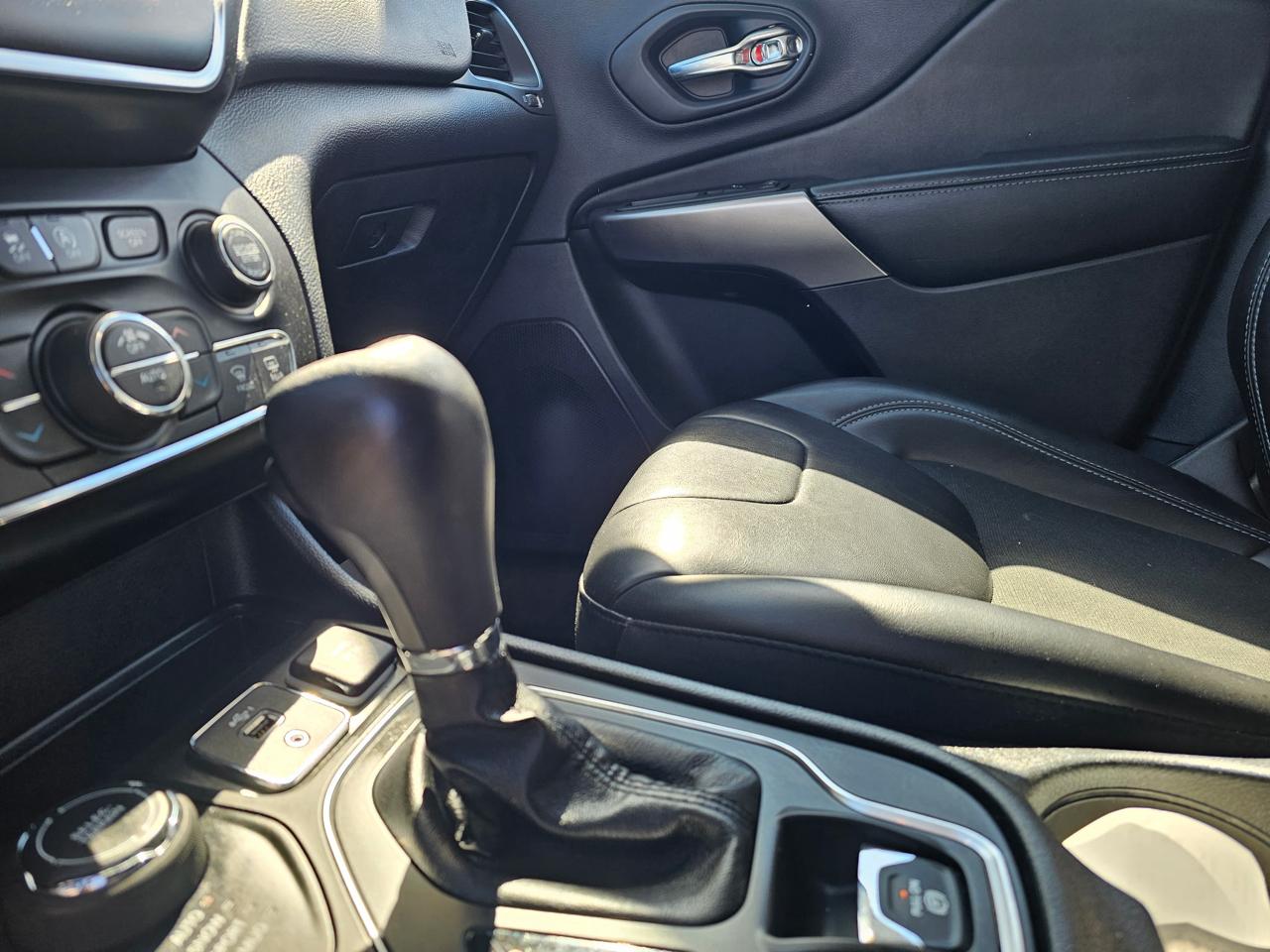 Jeep Cherokee Latitude Plus 4WD 2019