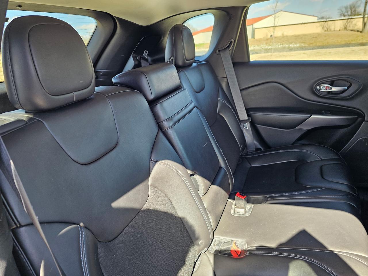 Jeep Cherokee Latitude Plus 4WD 2019