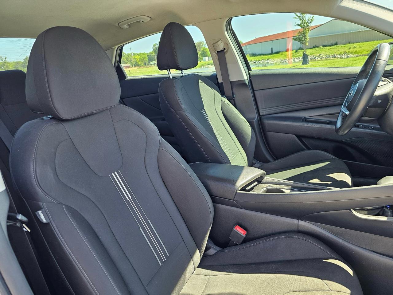 Hyundai Elantra SEL 2022
