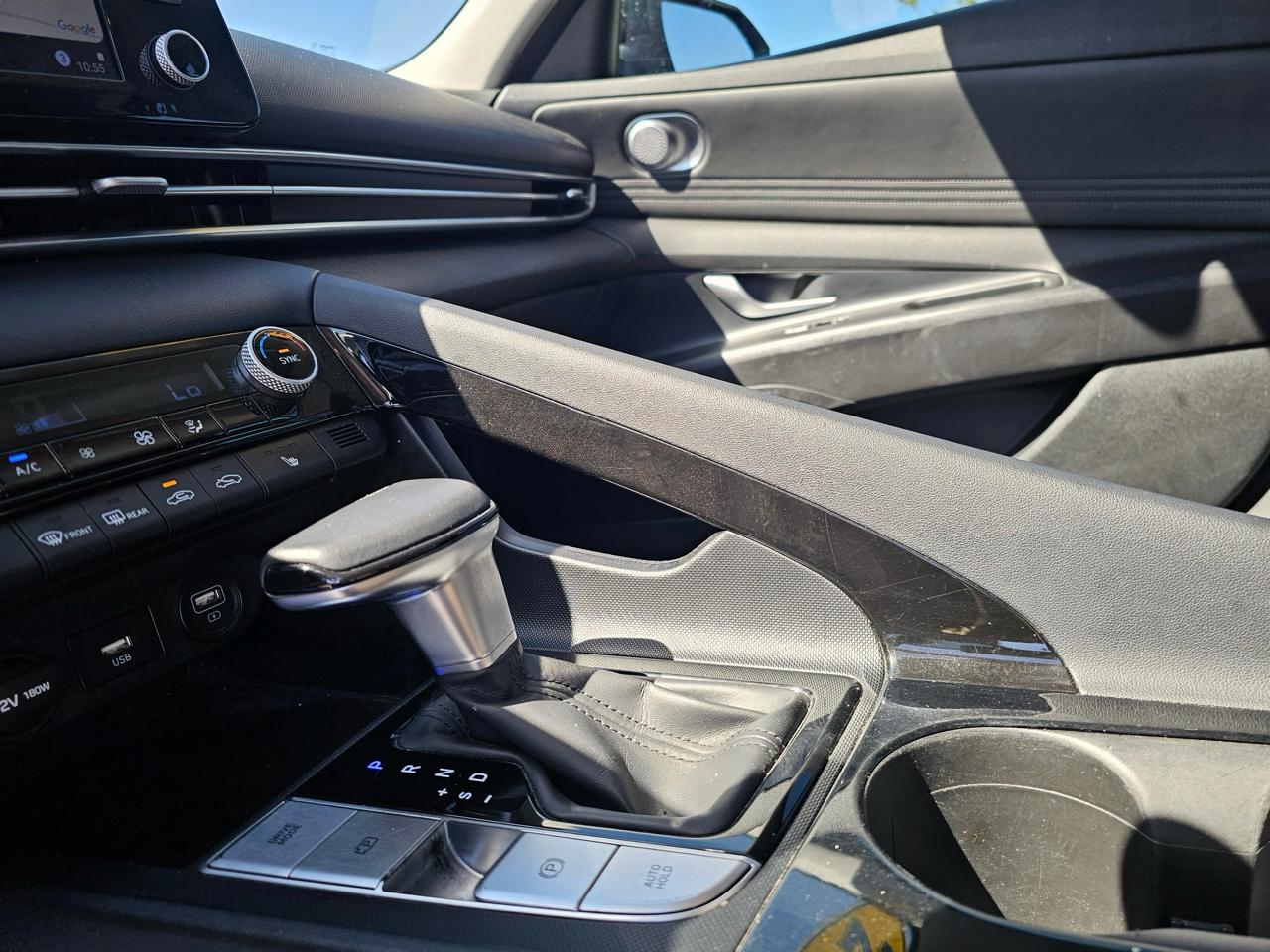 Hyundai Elantra SEL 2022