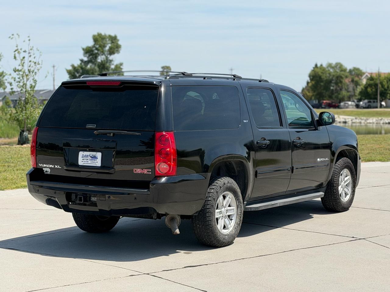 GMC Yukon XL SLT 1/2 Ton 4WD 2014