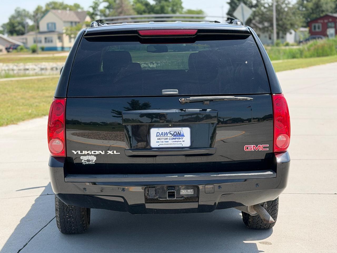 GMC Yukon XL SLT 1/2 Ton 4WD 2014