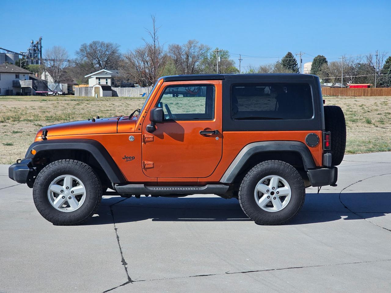 Jeep Wrangler Sport 4WD 2011