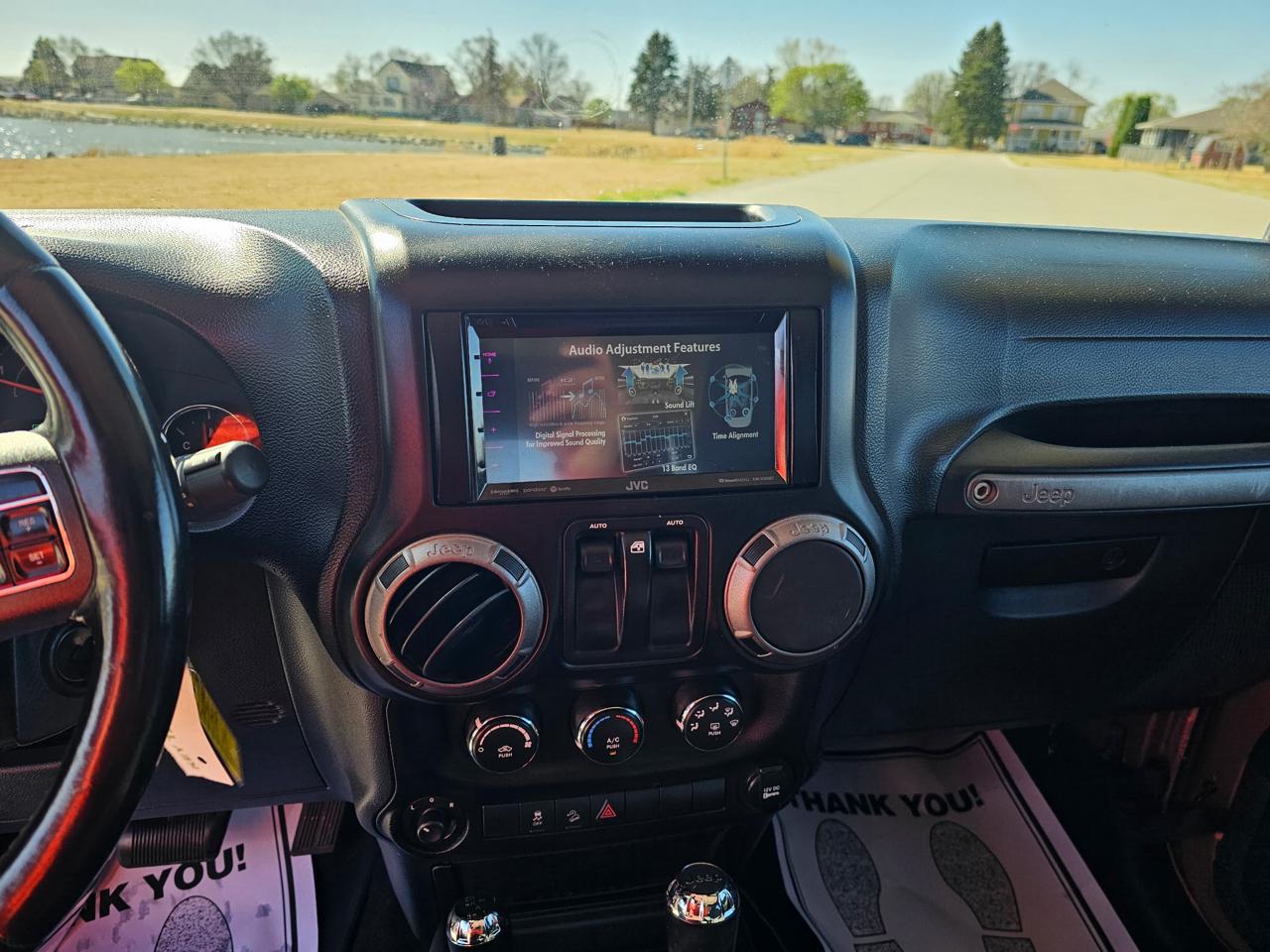 Jeep Wrangler Sport 4WD 2011