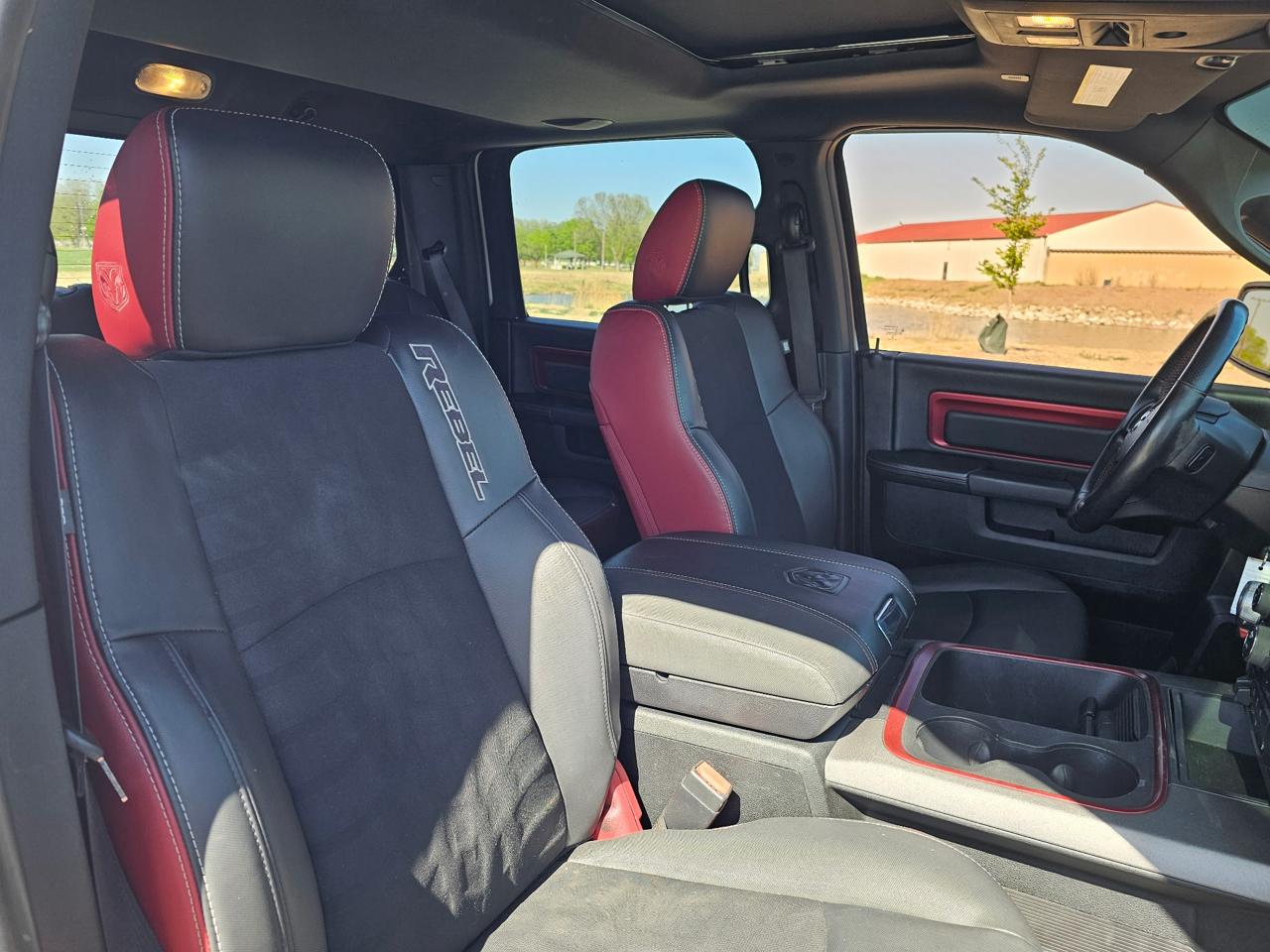 RAM 1500 Rebel Crew Cab SWB 4WD 2018