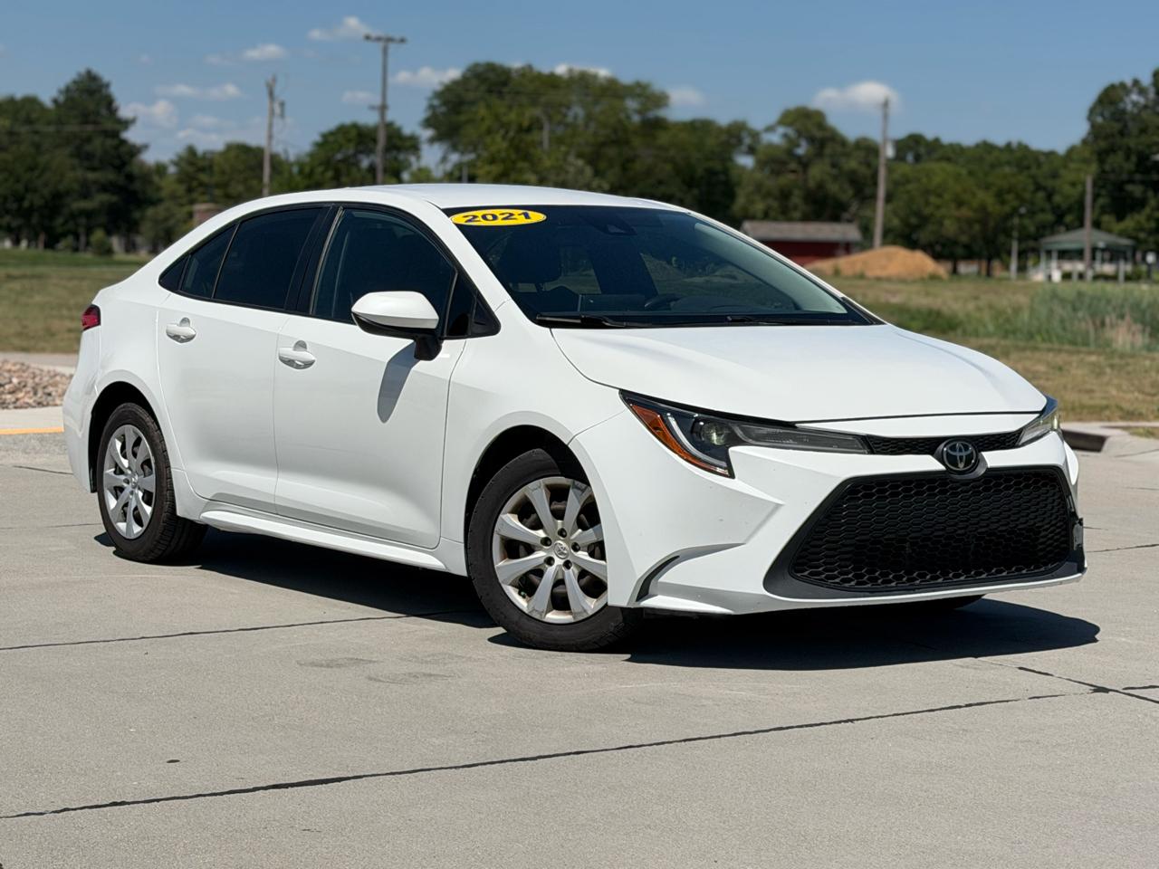 Toyota Corolla LE 2021