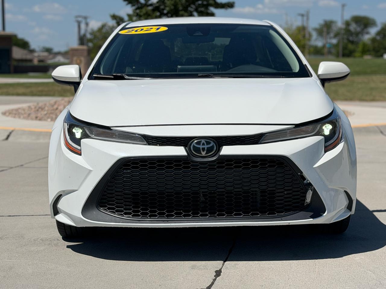 Toyota Corolla LE 2021