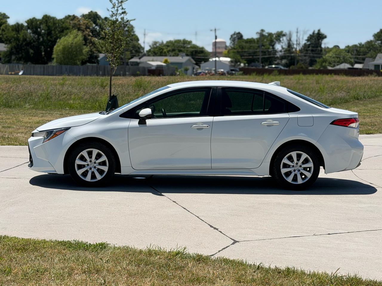 Toyota Corolla LE 2021