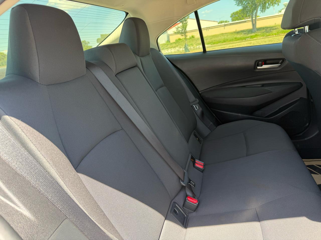 Toyota Corolla LE 2021