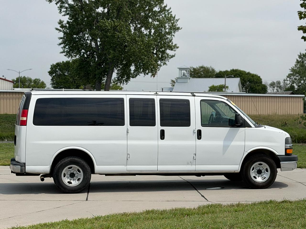 Chevrolet Express LT 3500 Extended 2014