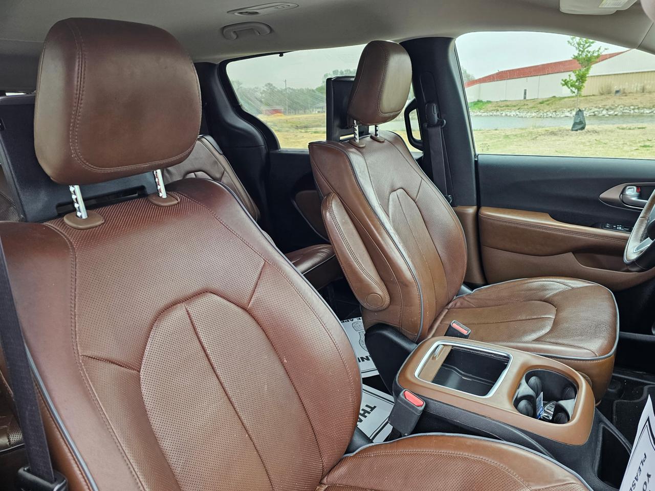 Chrysler Pacifica Limited 2017