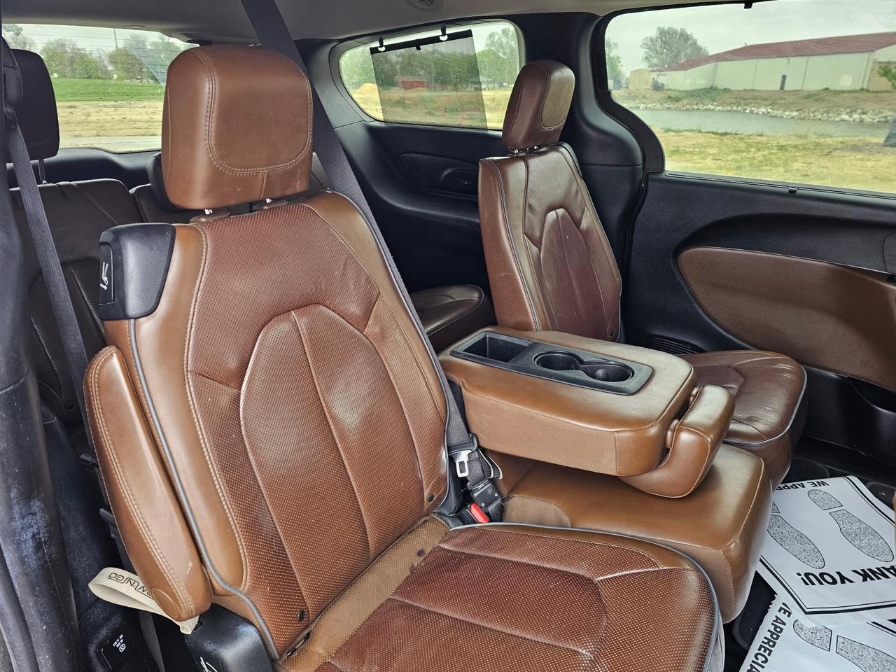 Chrysler Pacifica Limited 2017